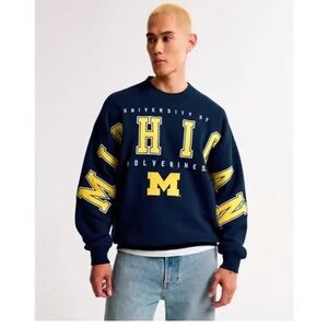 A&F College Vault University of Michigan Navy & Yellow Crewneck Sweater